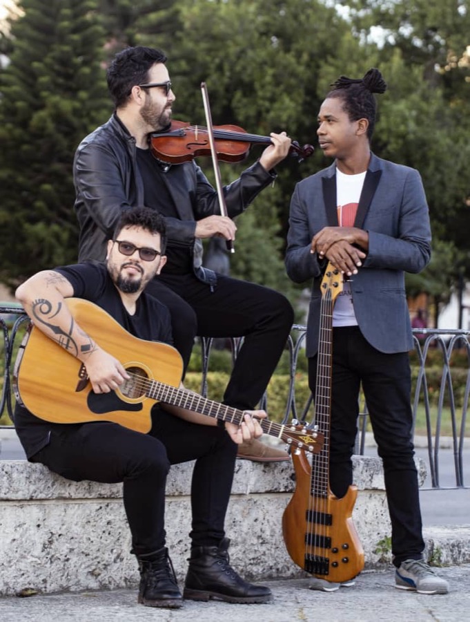 William Roblejo, Dayron Ortiz and Julio César Gonzalez
